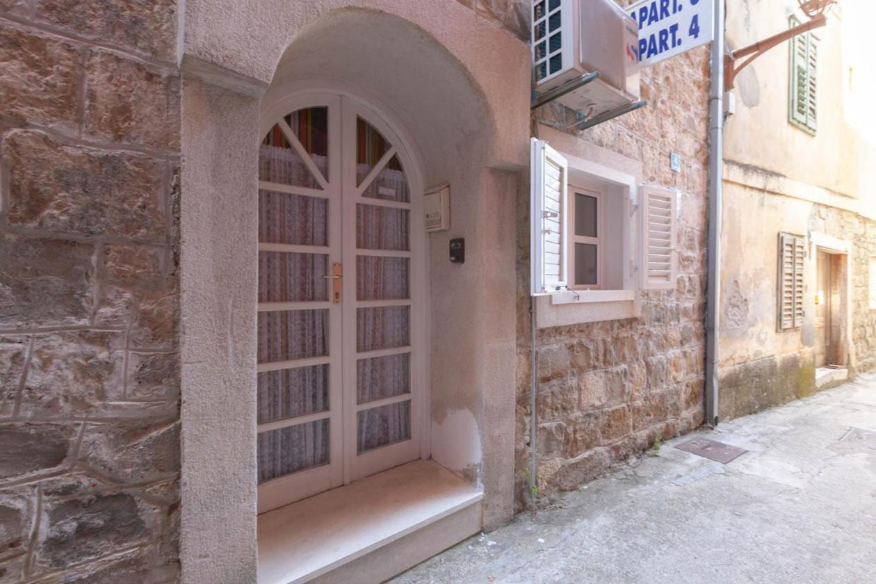 Apartmani Marija Podgora Exteriér fotografie